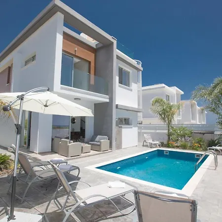 Villa Alasia 1 *